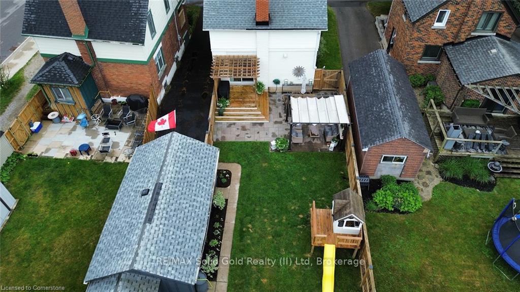 Photo 43 of 28 Brunswick Avenue, Kitchener — HOMEH