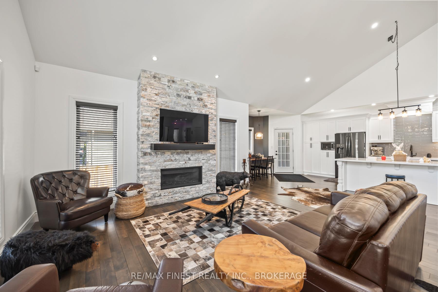 Photo 9 of 876 Roshan Drive, Kingston, City Northwest — HOMEH