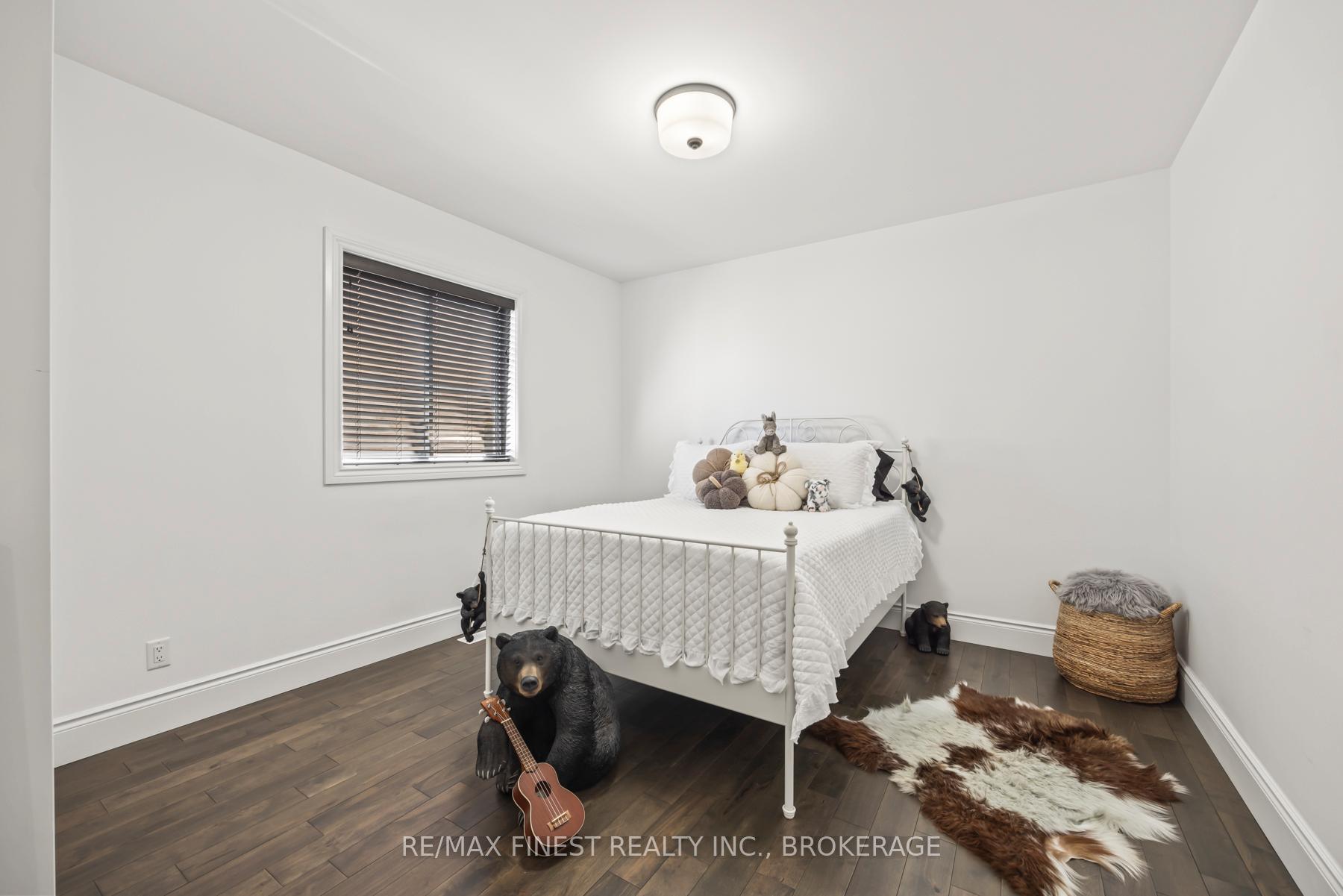 Photo 25 of 876 Roshan Drive, Kingston, City Northwest — HOMEH