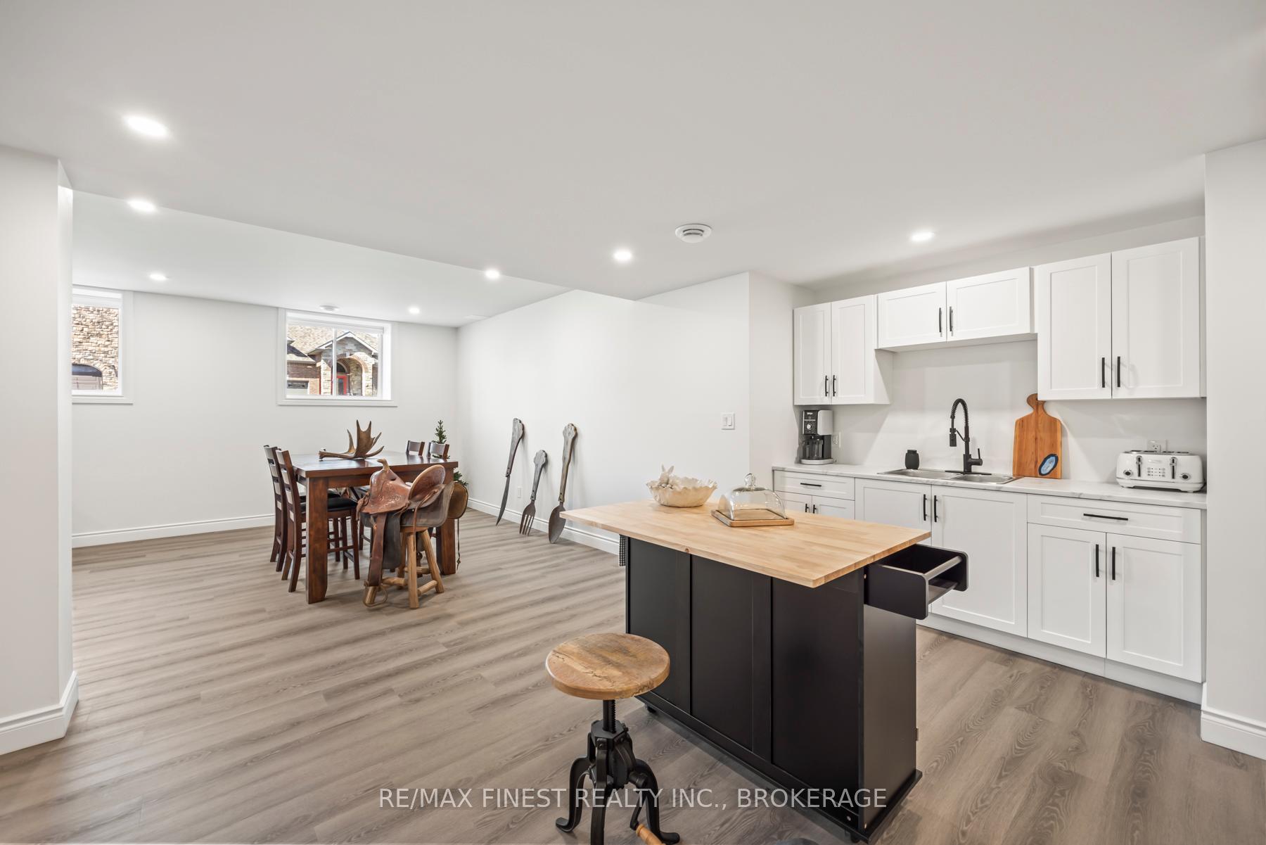 Photo 32 of 876 Roshan Drive, Kingston, City Northwest — HOMEH