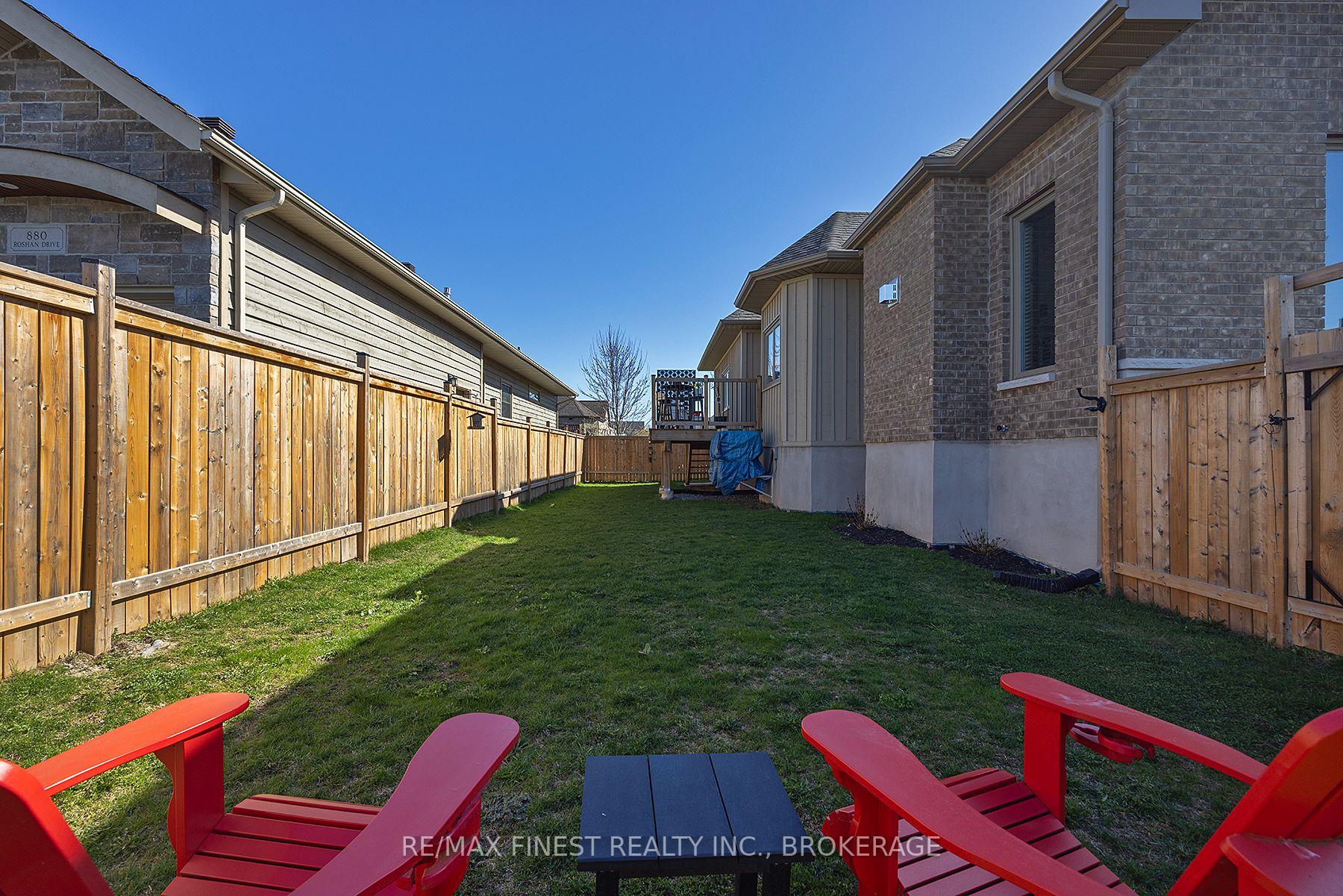 Photo 43 of 876 Roshan Drive, Kingston, City Northwest — HOMEH