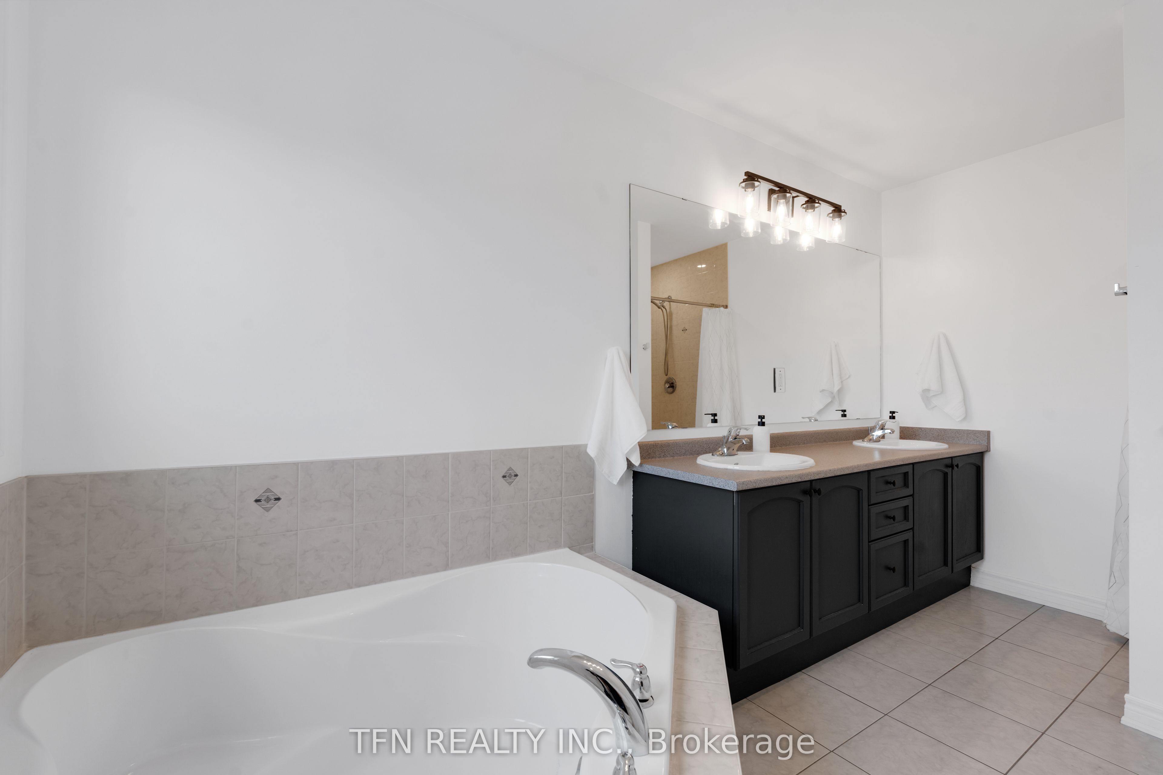 Photo 39 of 30 Haskett Drive, Markham, Cedar Grove — HOMEH