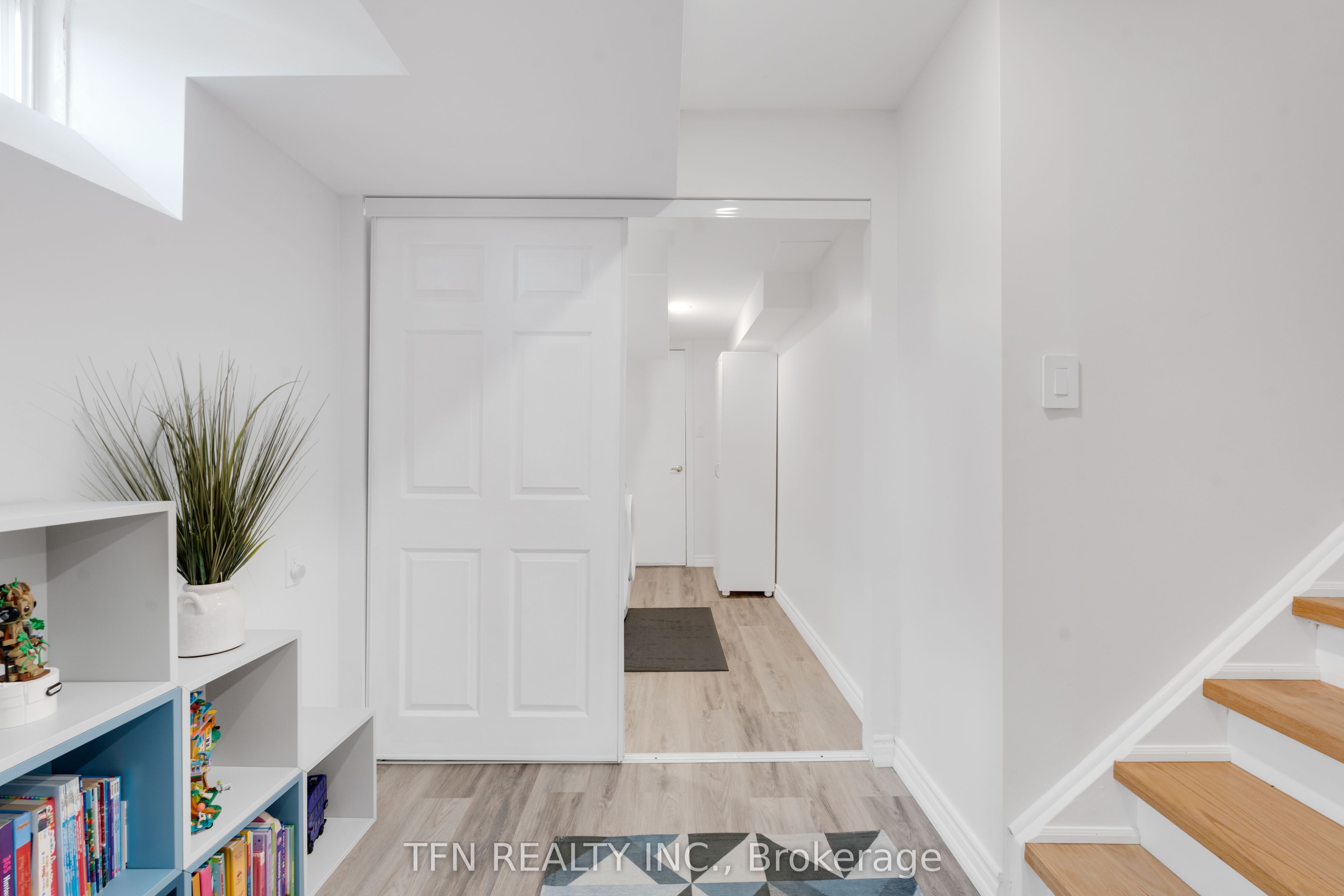 Photo 41 of 30 Haskett Drive, Markham, Cedar Grove — HOMEH