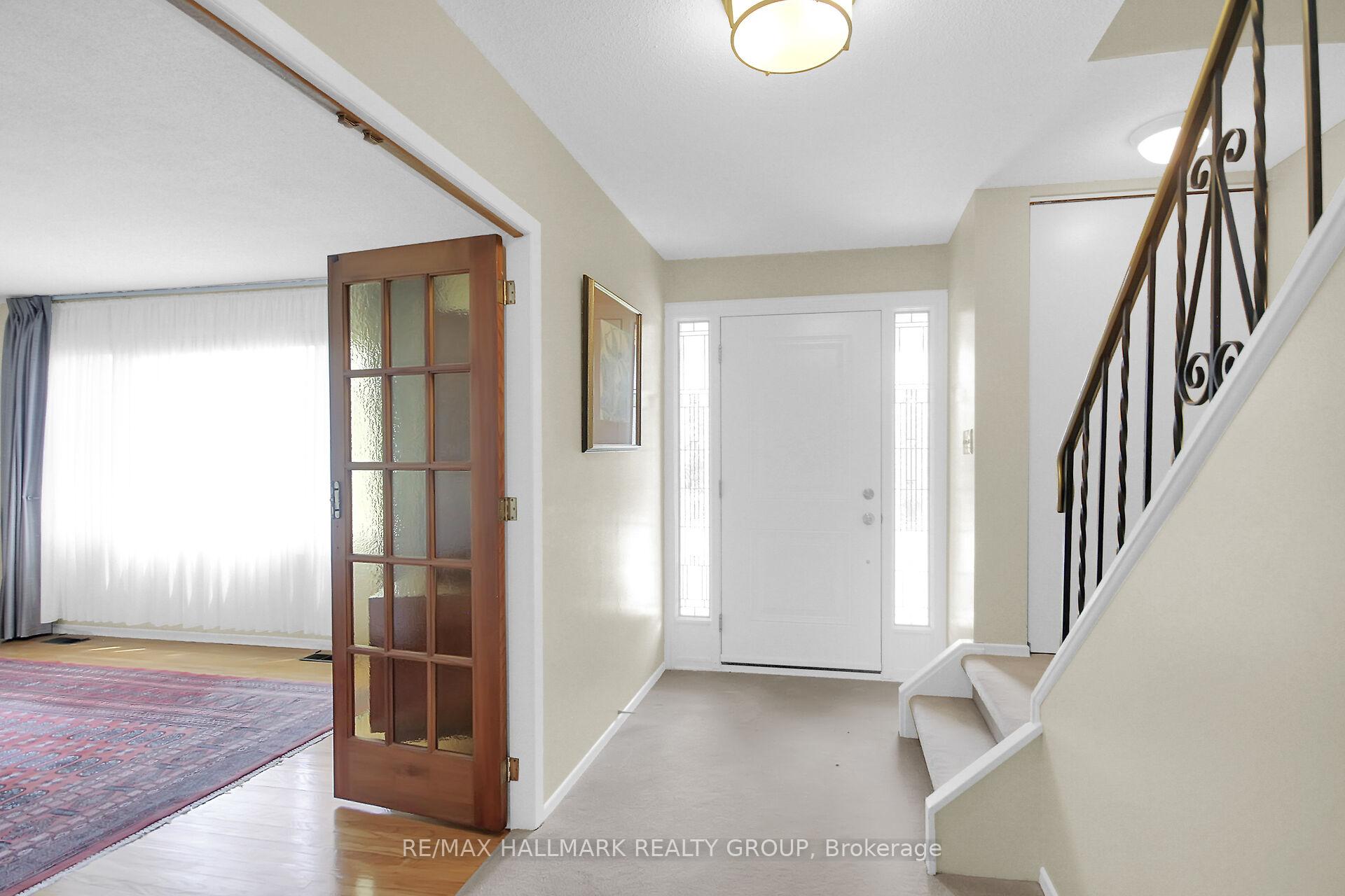 Photo 3 of 85 Country Lane W, Ottawa, Kanata - Glencairn/Hazeldean — HOMEH