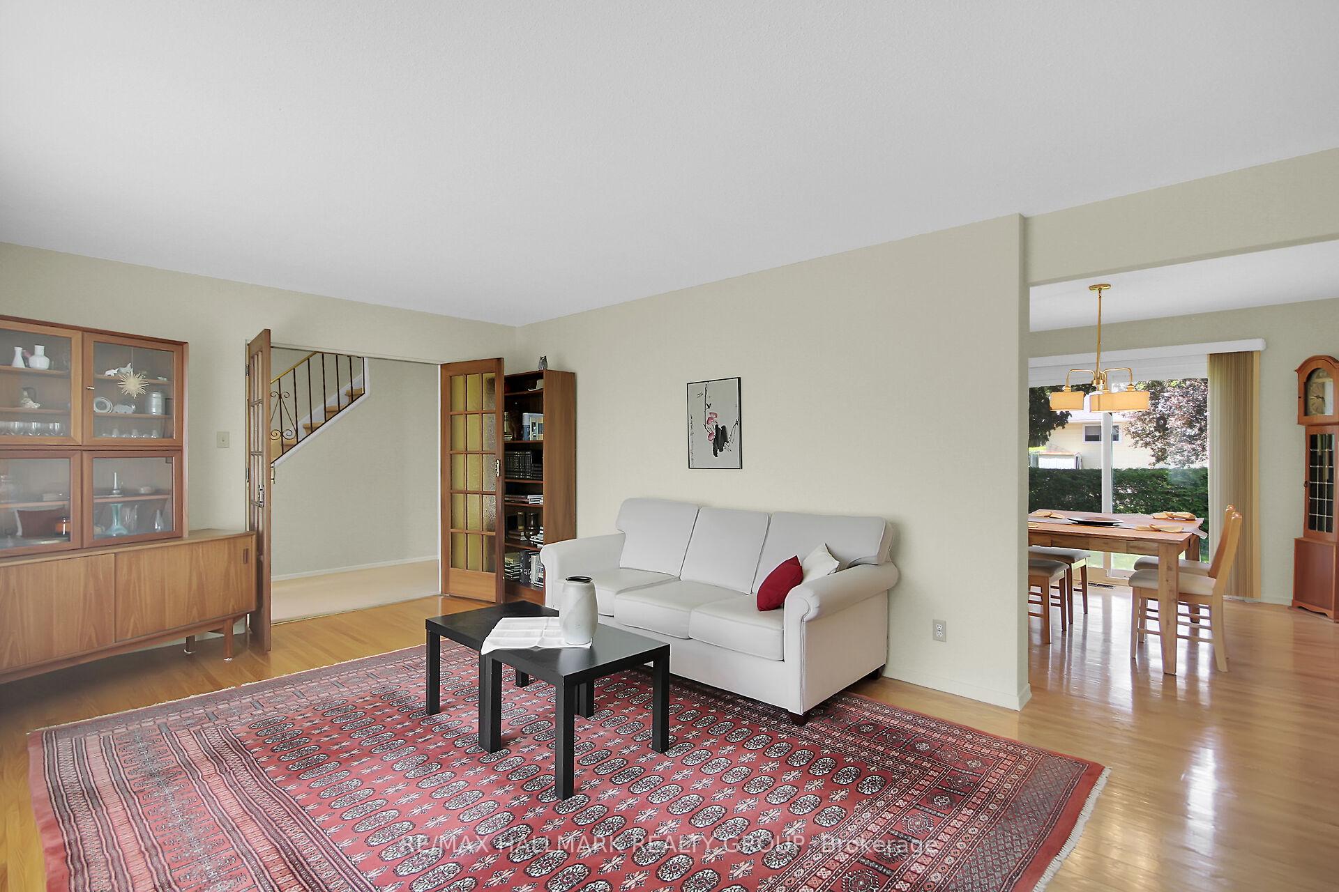 Photo 7 of 85 Country Lane W, Ottawa, Kanata - Glencairn/Hazeldean — HOMEH