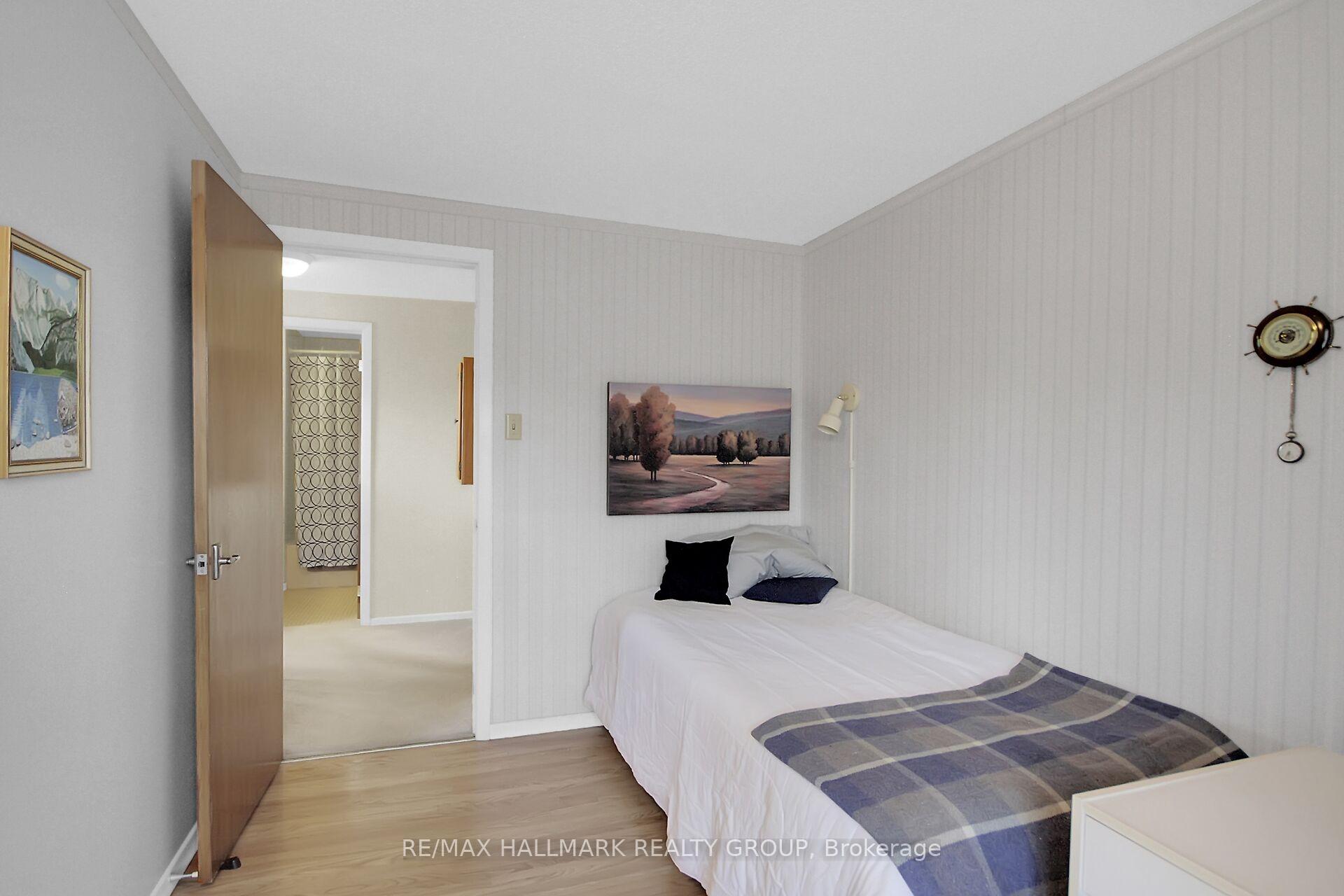 Photo 18 of 85 Country Lane W, Ottawa, Kanata - Glencairn/Hazeldean — HOMEH