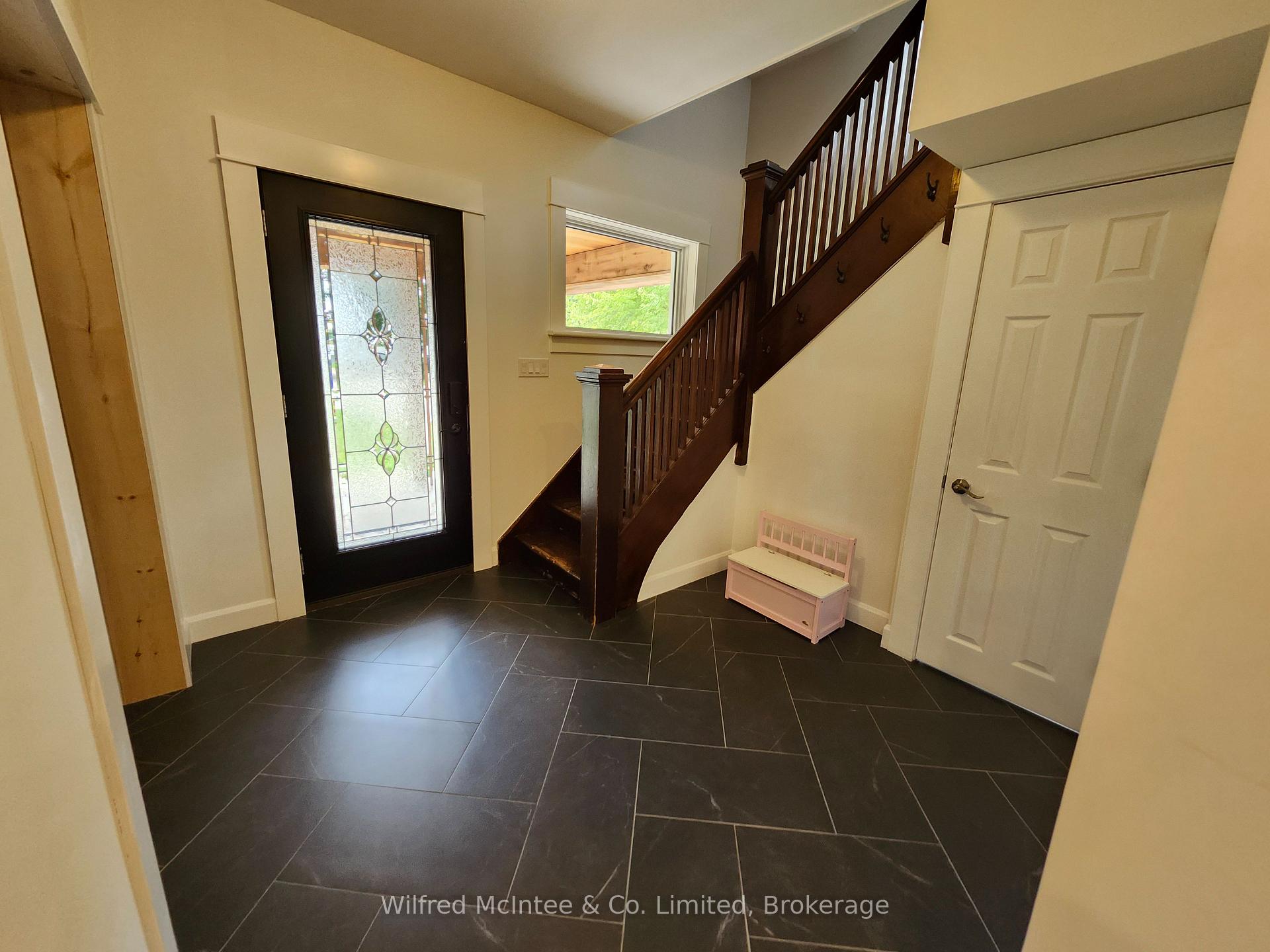Photo 7 of 27 William Street N, Minto — HOMEH