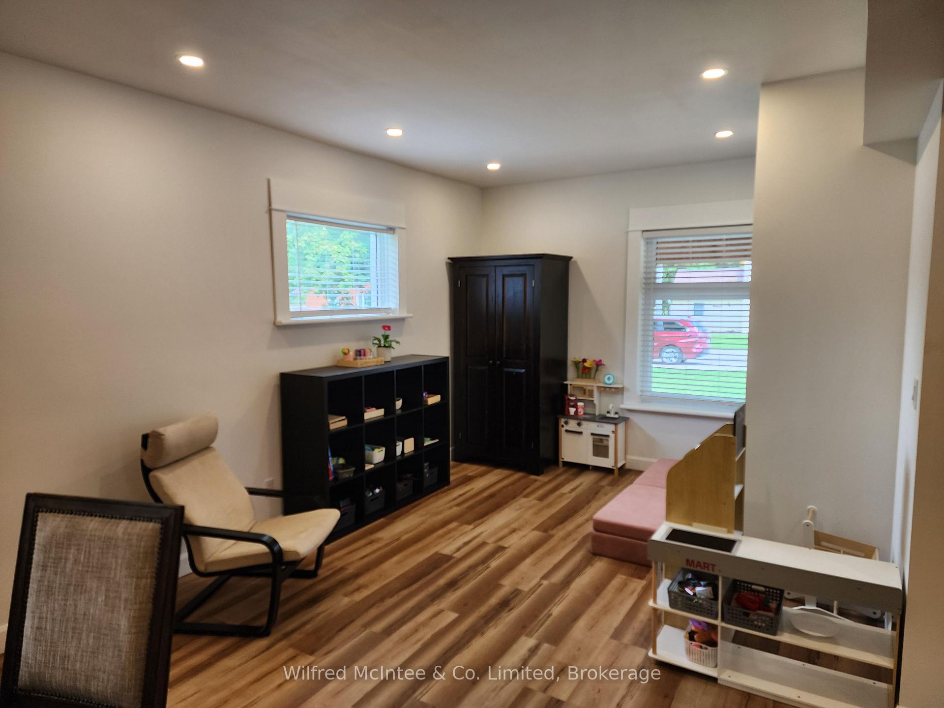 Photo 14 of 27 William Street N, Minto — HOMEH