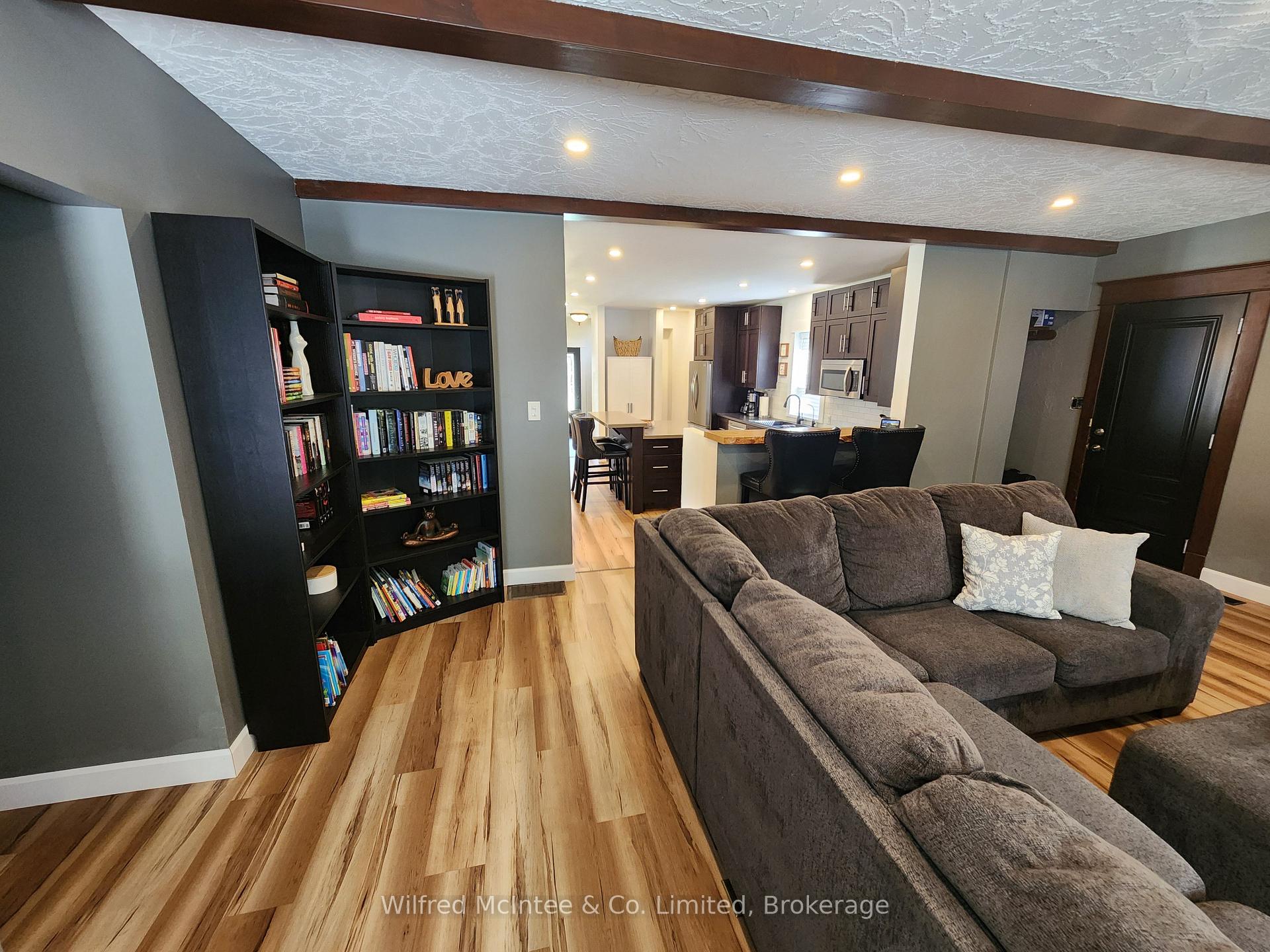 Photo 21 of 27 William Street N, Minto — HOMEH