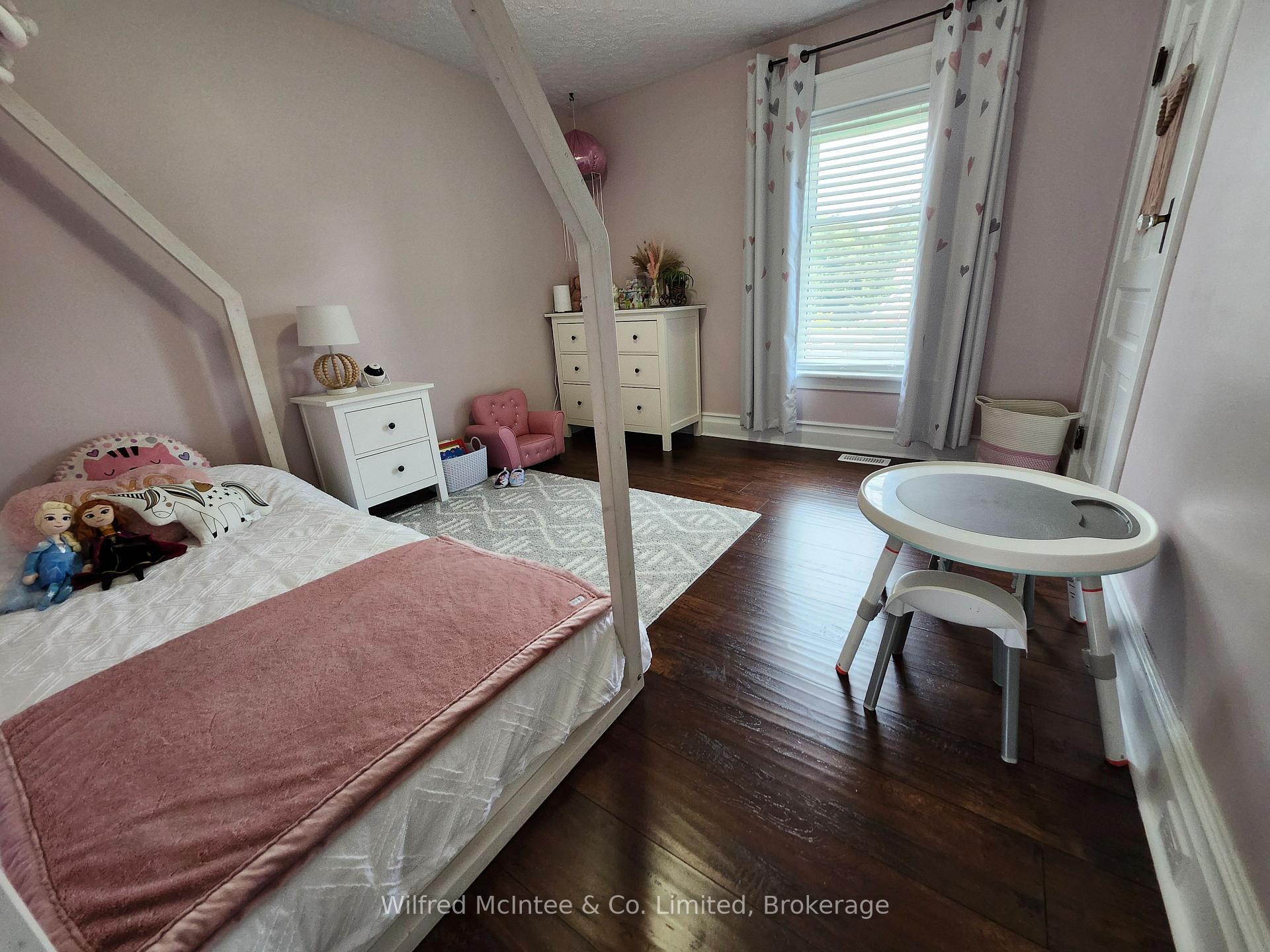 Photo 28 of 27 William Street N, Minto — HOMEH