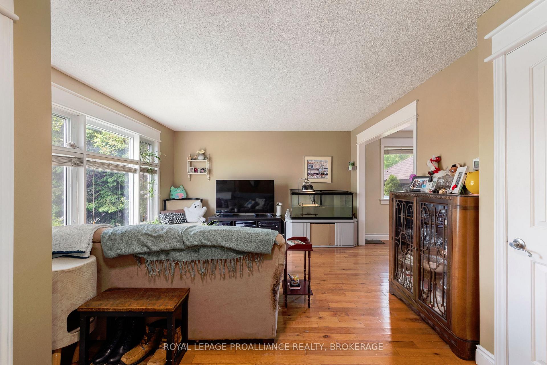 Photo 6 of 715 Selkirk Road, Kingston, North of Taylor-Kidd Blvd — HOMEH