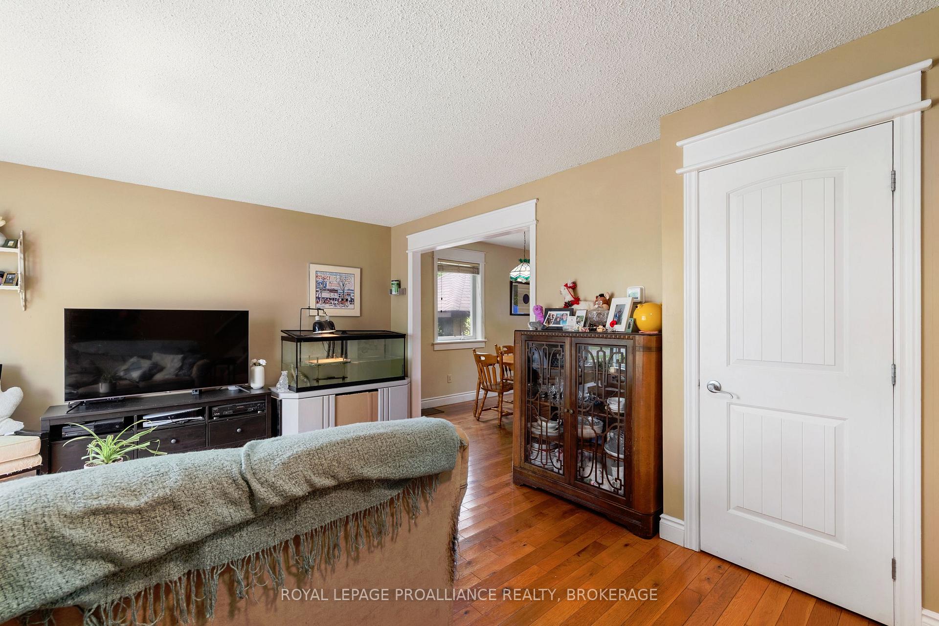 Photo 7 of 715 Selkirk Road, Kingston, North of Taylor-Kidd Blvd — HOMEH