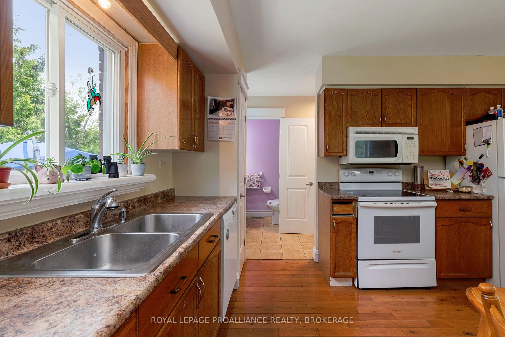 Photo 17 of 715 Selkirk Road, Kingston, North of Taylor-Kidd Blvd — HOMEH
