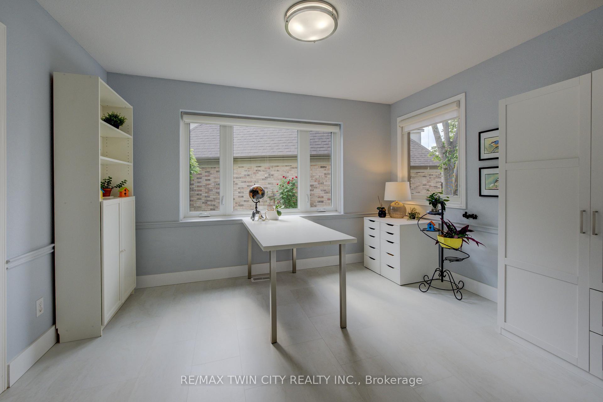 Photo 21 of 98 Forfar Avenue, Kitchener — HOMEH
