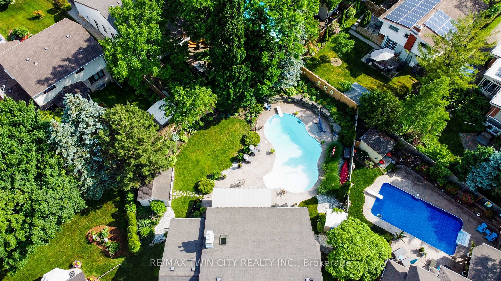 Photo 47 of 98 Forfar Avenue, Kitchener — HOMEH