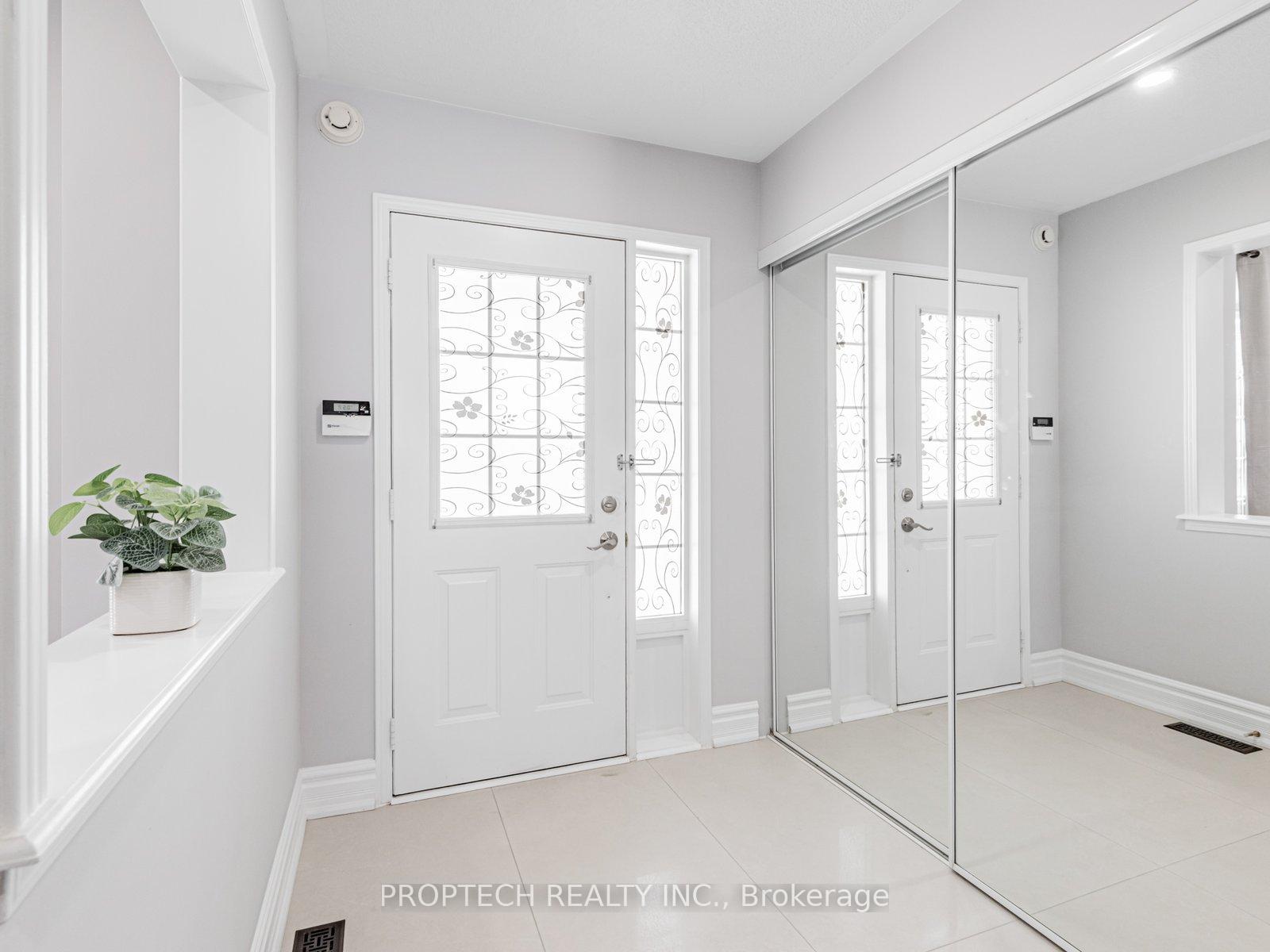 Photo 2 of 16 Colchester Street, Markham, Cornell — HOMEH