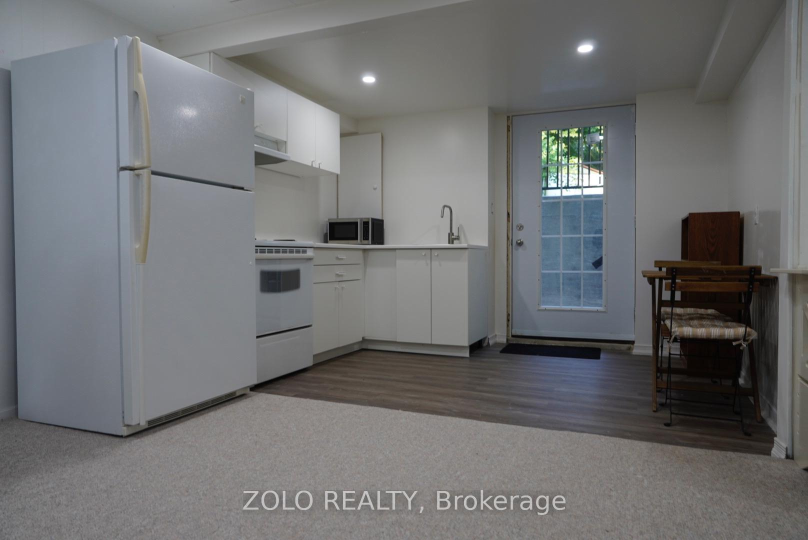 Photo 4 of Unit Basement, 192 Kirk Drive, Markham, Royal Orchard — HOMEH