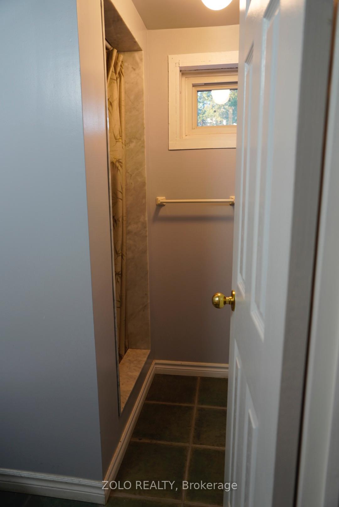 Photo 12 of Unit Basement, 192 Kirk Drive, Markham, Royal Orchard — HOMEH