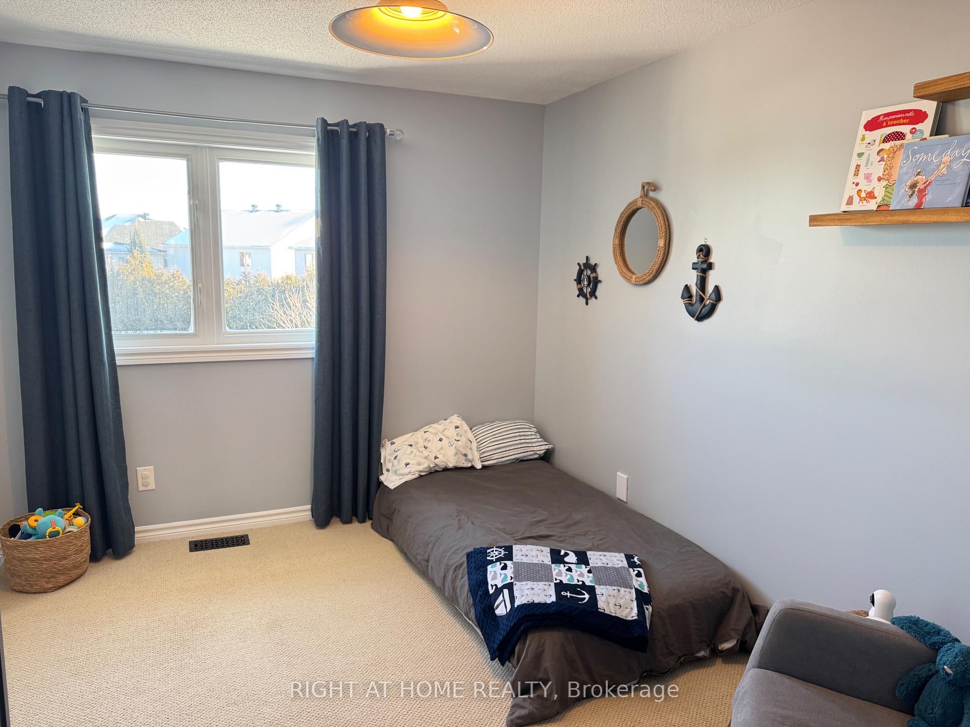 Photo 22 of 1052 Ottenbrite Crescent, Ottawa, Kanata - Kanata Lakes/Heritage Hills — HOMEH