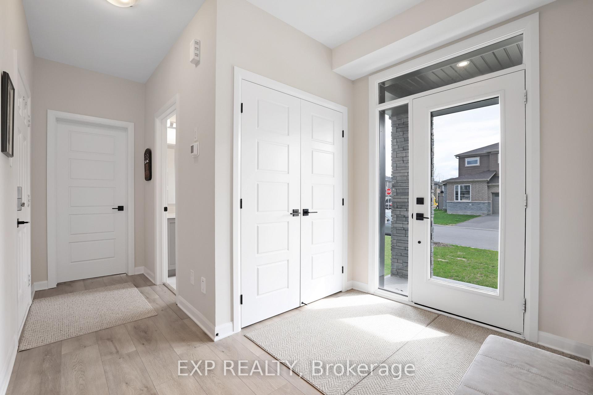 Photo 5 of 1000 Parabolica Way, Ottawa, Kanata - Kanata Lakes/Heritage Hills — HOMEH