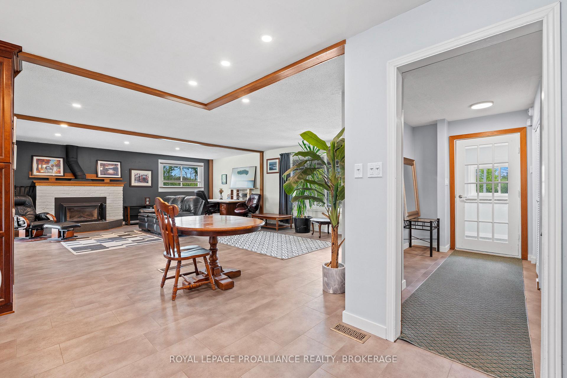Photo 14 of 2069 Cole Hill Road, Kingston, City North of 401 — HOMEH