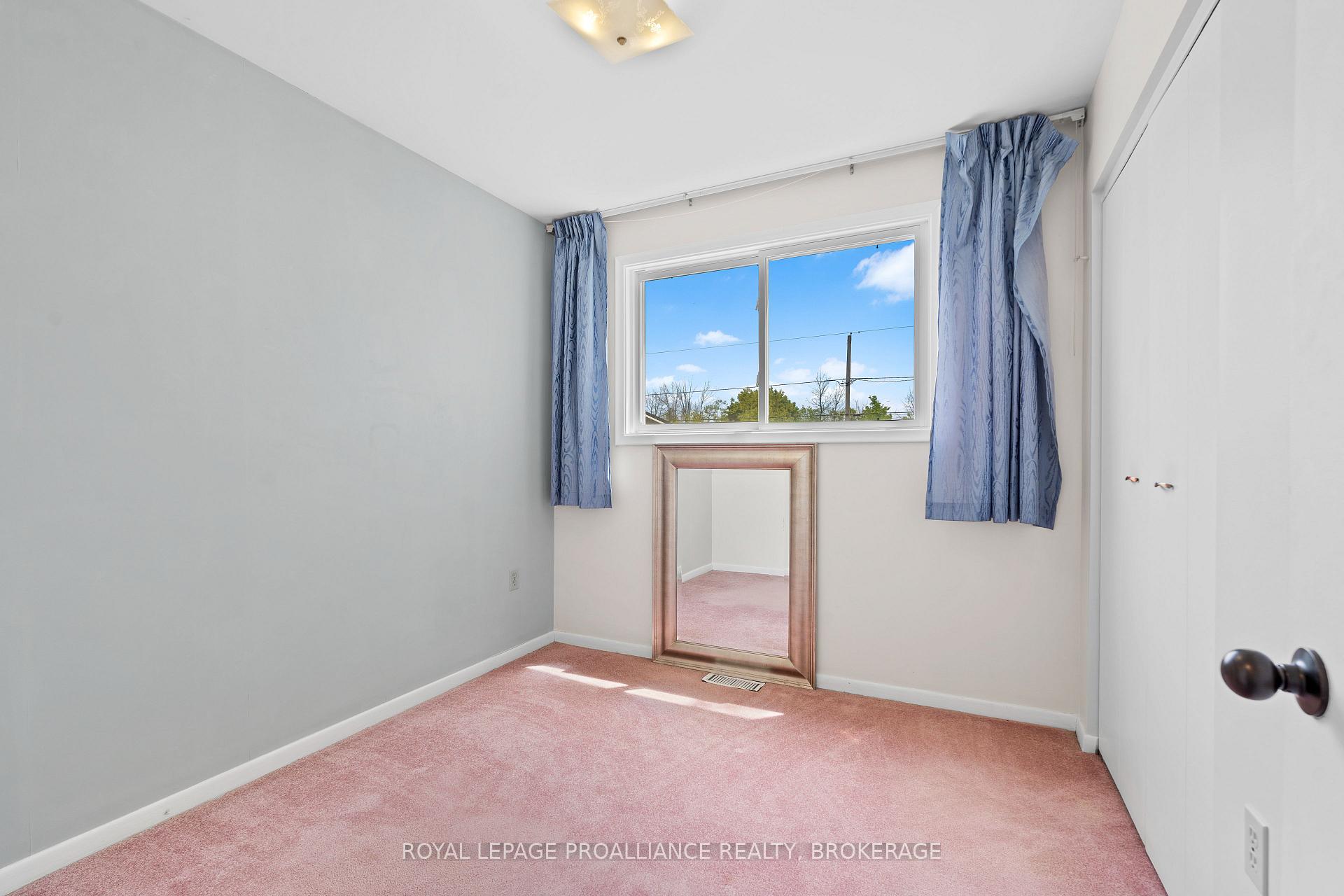 Photo 22 of 2069 Cole Hill Road, Kingston, City North of 401 — HOMEH