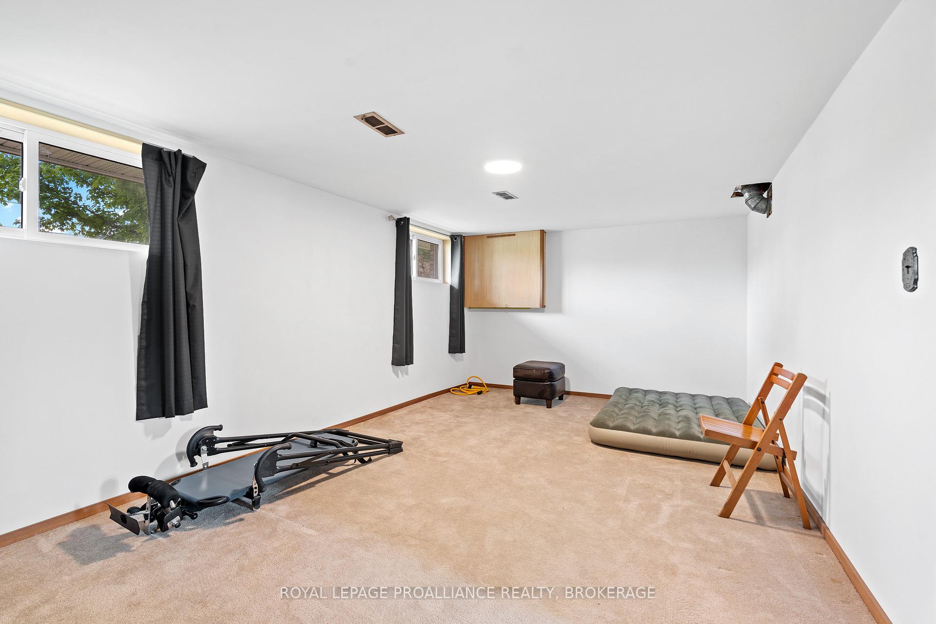 Photo 23 of 2069 Cole Hill Road, Kingston, City North of 401 — HOMEH