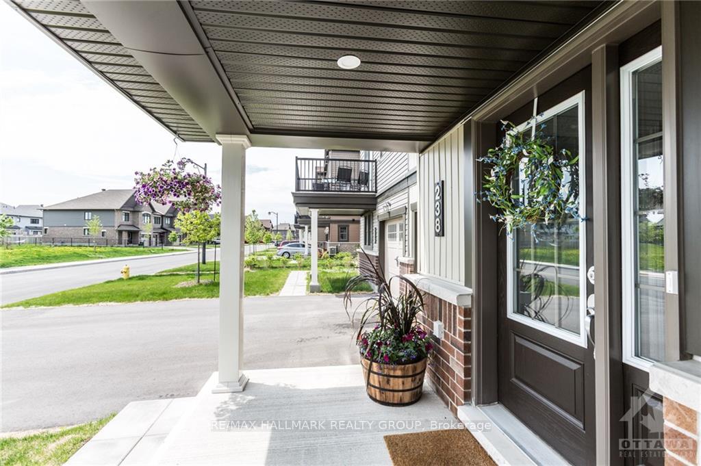 Photo 2 of 238 Halyard Way, Ottawa, Kanata - Kanata Lakes/Heritage Hills — HOMEH