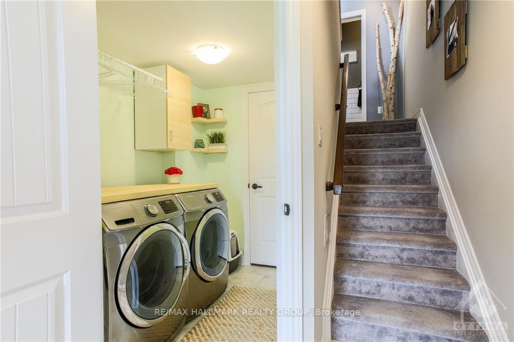 Photo 4 of 238 Halyard Way, Ottawa, Kanata - Kanata Lakes/Heritage Hills — HOMEH