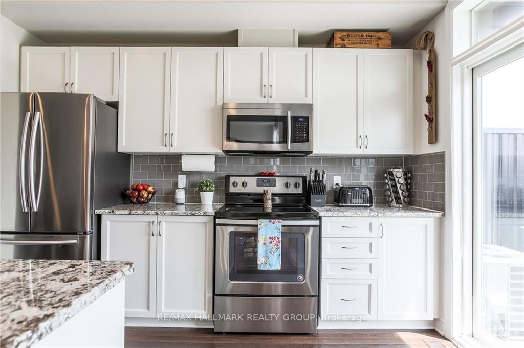 Photo 6 of 238 Halyard Way, Ottawa, Kanata - Kanata Lakes/Heritage Hills — HOMEH