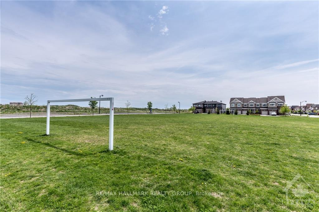 Photo 21 of 238 Halyard Way, Ottawa, Kanata - Kanata Lakes/Heritage Hills — HOMEH