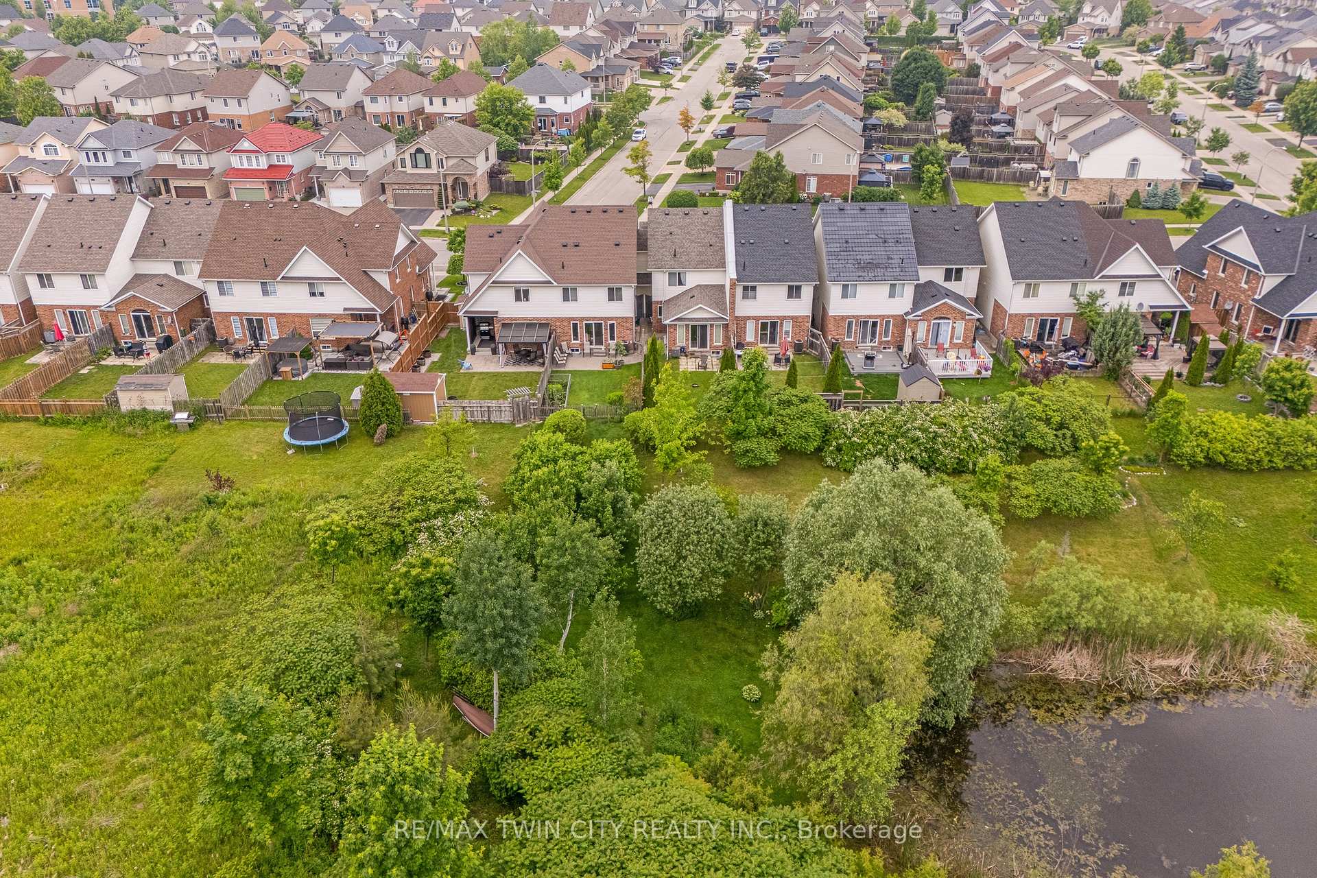 Photo 42 of 74 Colton Circle, Kitchener — HOMEH