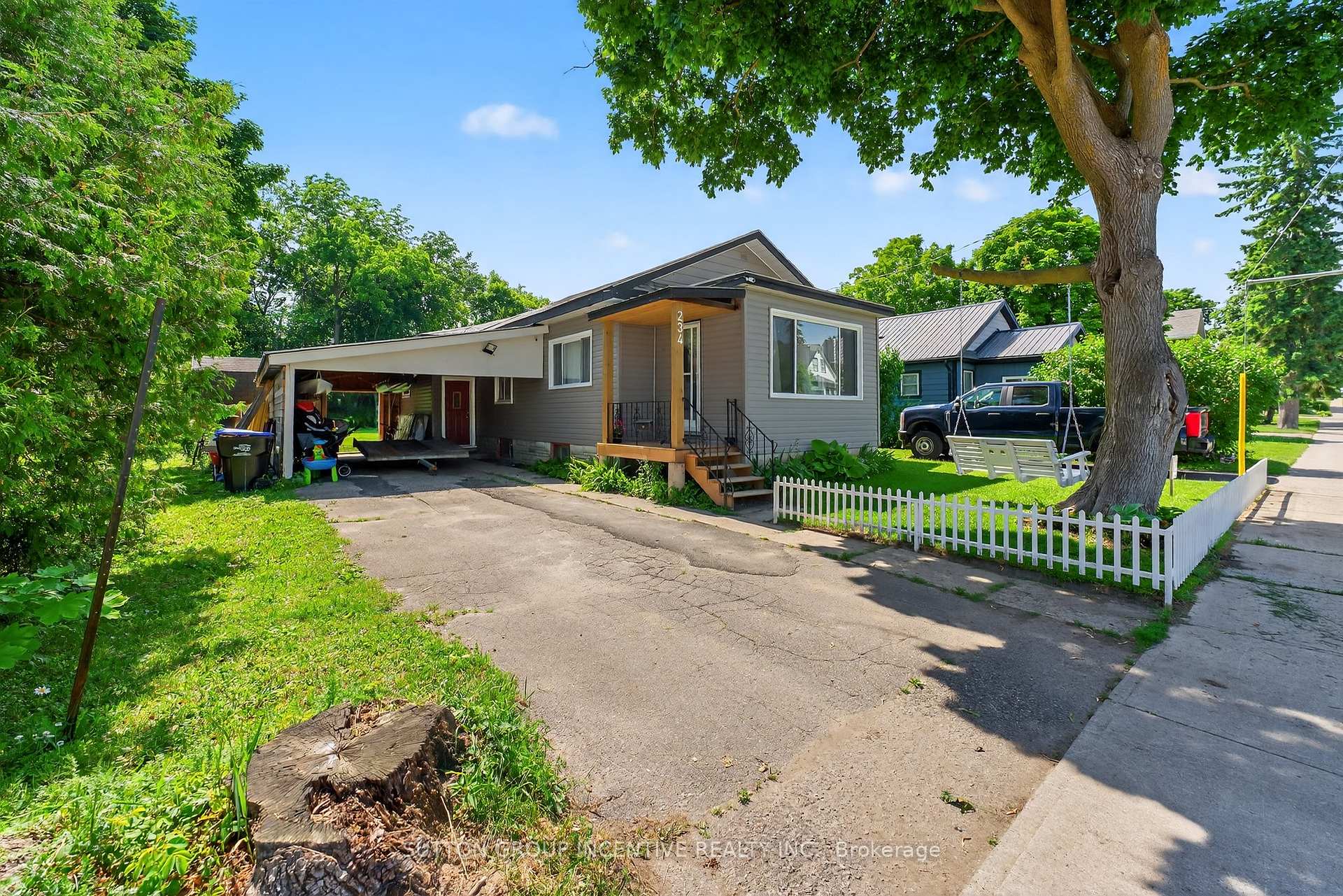 Photo 2 of 234 George Street, Midland — HOMEH
