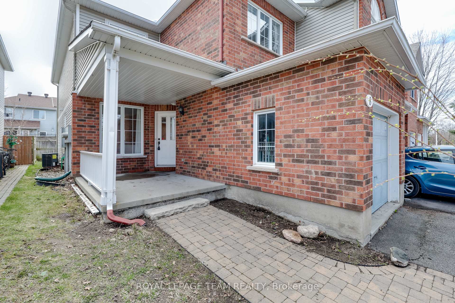 Photo 2 of 8 Bellrock Drive, Ottawa, Kanata - Beaverbrook — HOMEH