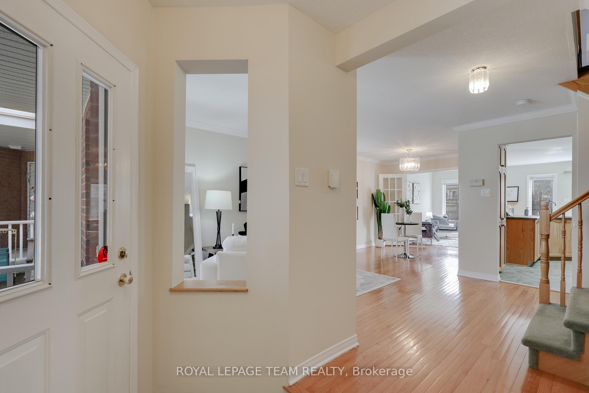 Photo 6 of 8 Bellrock Drive, Ottawa, Kanata - Beaverbrook — HOMEH