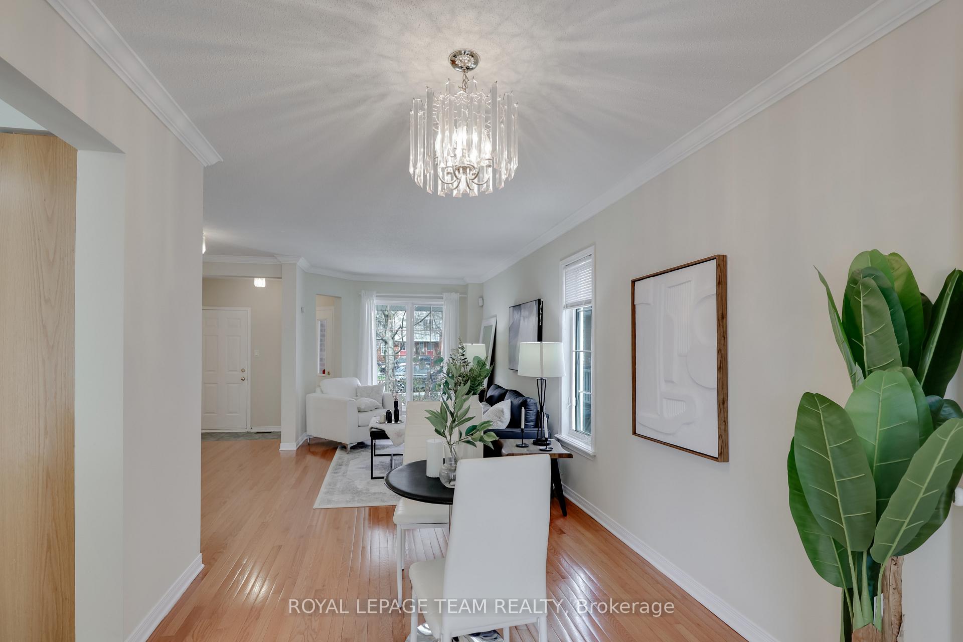 Photo 11 of 8 Bellrock Drive, Ottawa, Kanata - Beaverbrook — HOMEH