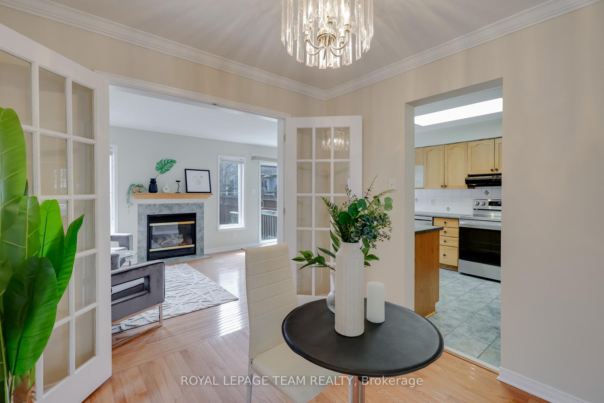 Photo 13 of 8 Bellrock Drive, Ottawa, Kanata - Beaverbrook — HOMEH