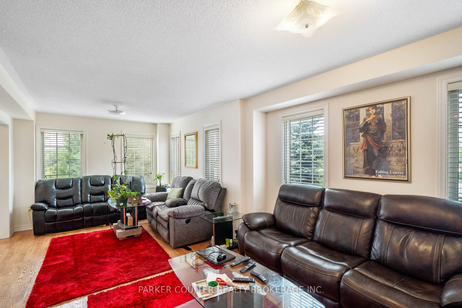 Photo 7 of 44 The Shire Lane, Markham, Cornell — HOMEH