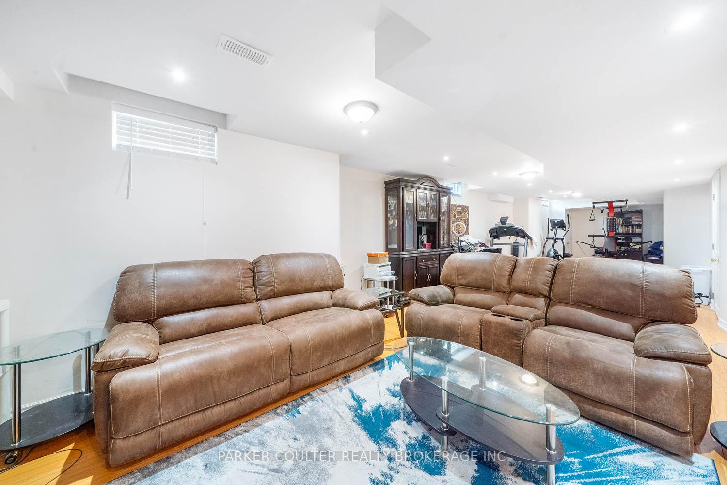 Photo 20 of 44 The Shire Lane, Markham, Cornell — HOMEH