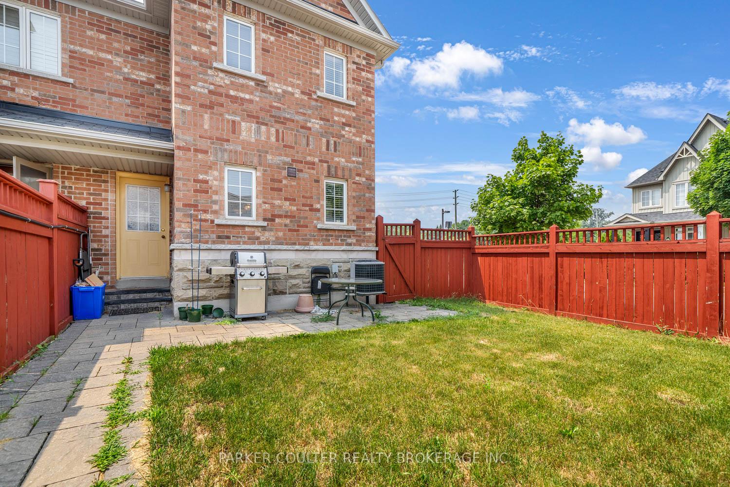 Photo 28 of 44 The Shire Lane, Markham, Cornell — HOMEH