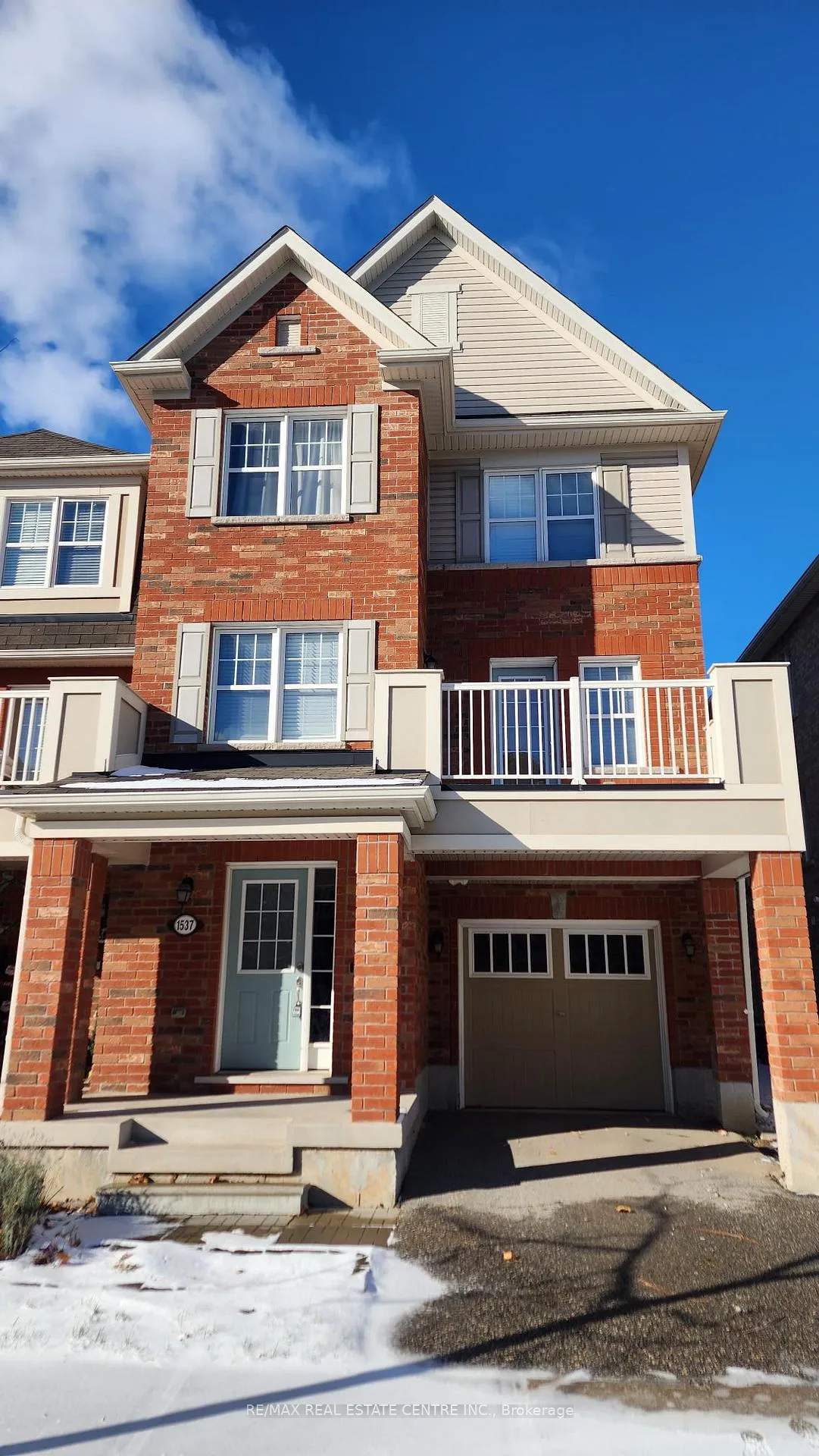 Photo 1 of 1537 Husband Place, Milton, Clarke — HOMEH