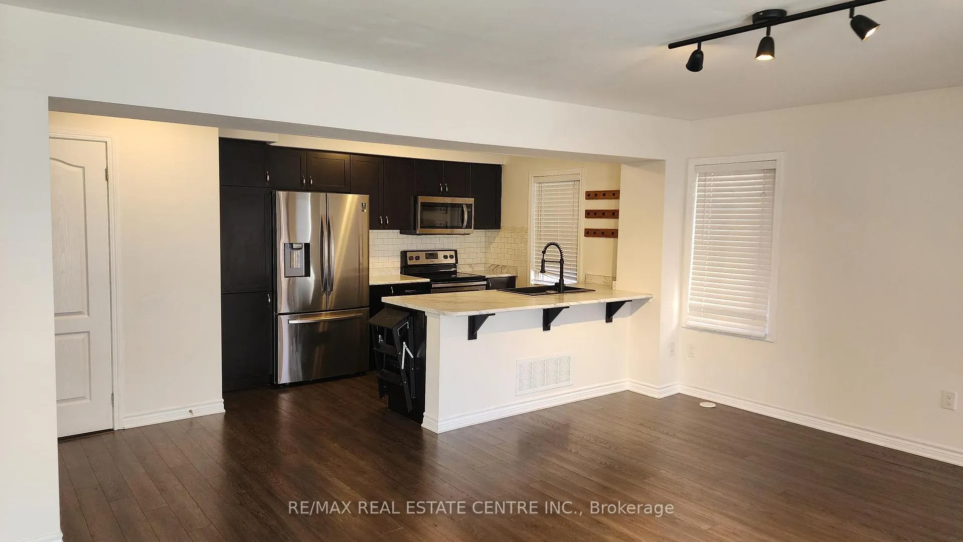 Photo 5 of 1537 Husband Place, Milton, Clarke — HOMEH
