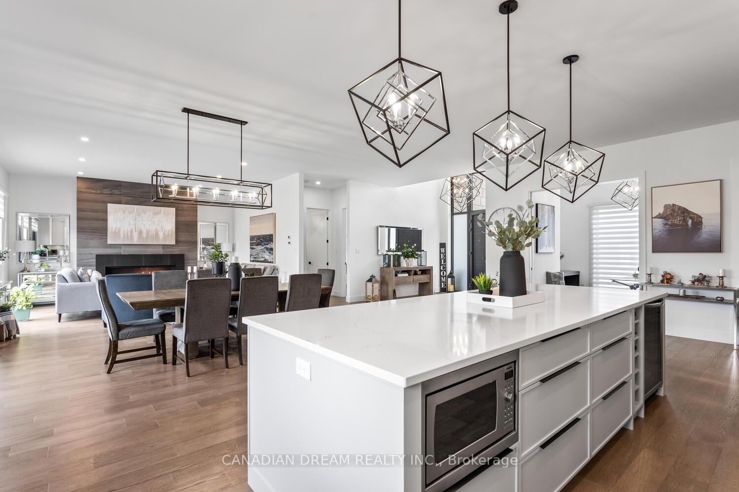 Photo 18 of 28 Edgeview Crescent, Middlesex Centre, Kilworth — HOMEH