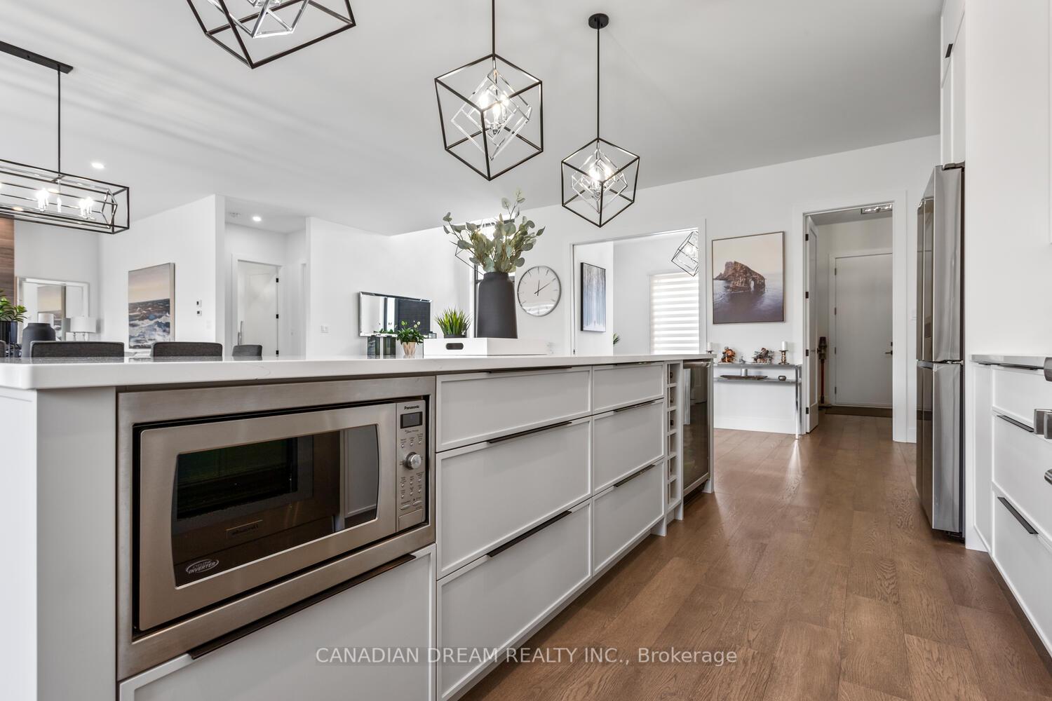 Photo 19 of 28 Edgeview Crescent, Middlesex Centre, Kilworth — HOMEH