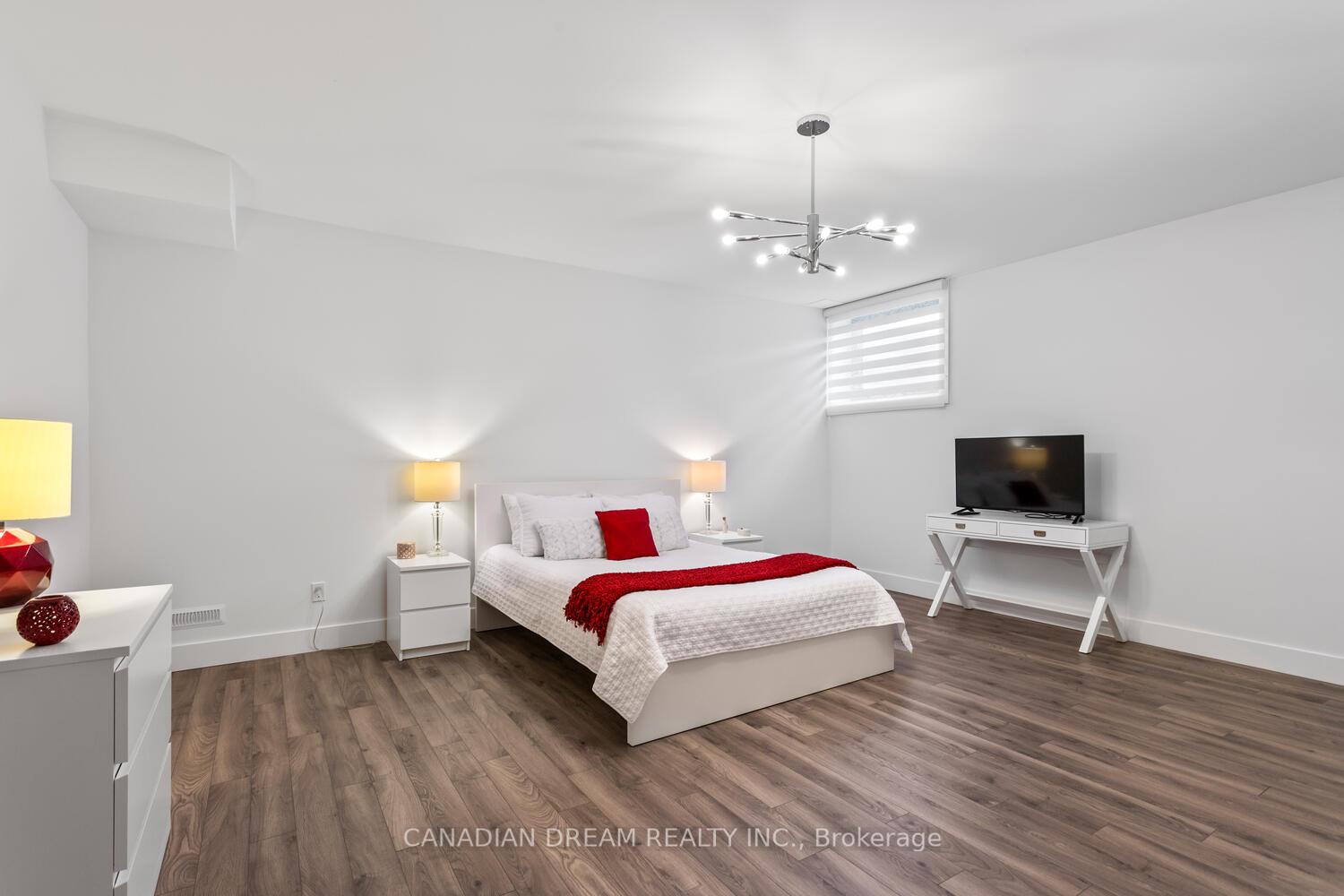 Photo 36 of 28 Edgeview Crescent, Middlesex Centre, Kilworth — HOMEH