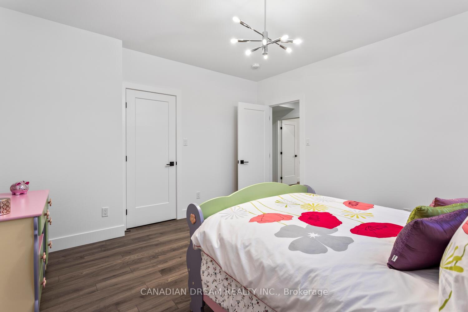 Photo 39 of 28 Edgeview Crescent, Middlesex Centre, Kilworth — HOMEH