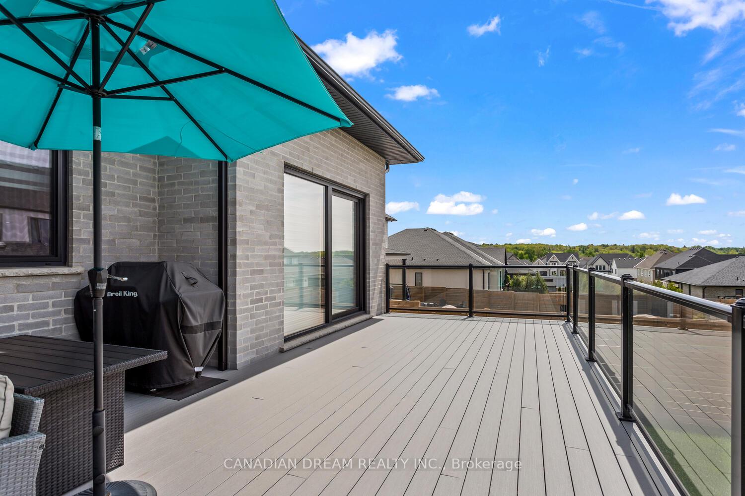 Photo 44 of 28 Edgeview Crescent, Middlesex Centre, Kilworth — HOMEH
