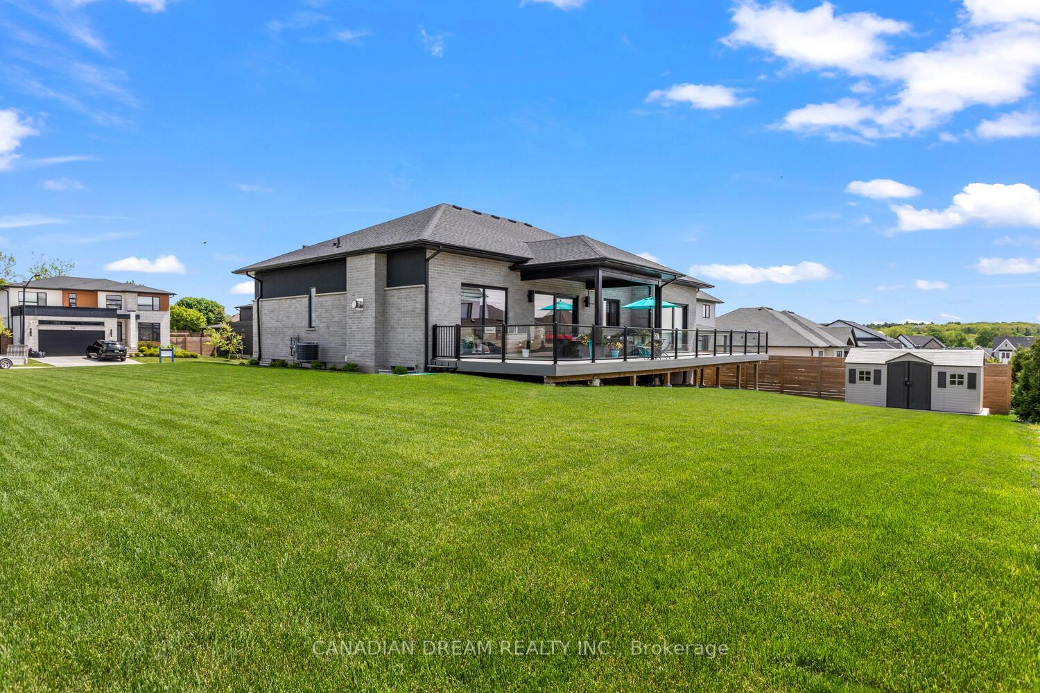 Photo 47 of 28 Edgeview Crescent, Middlesex Centre, Kilworth — HOMEH