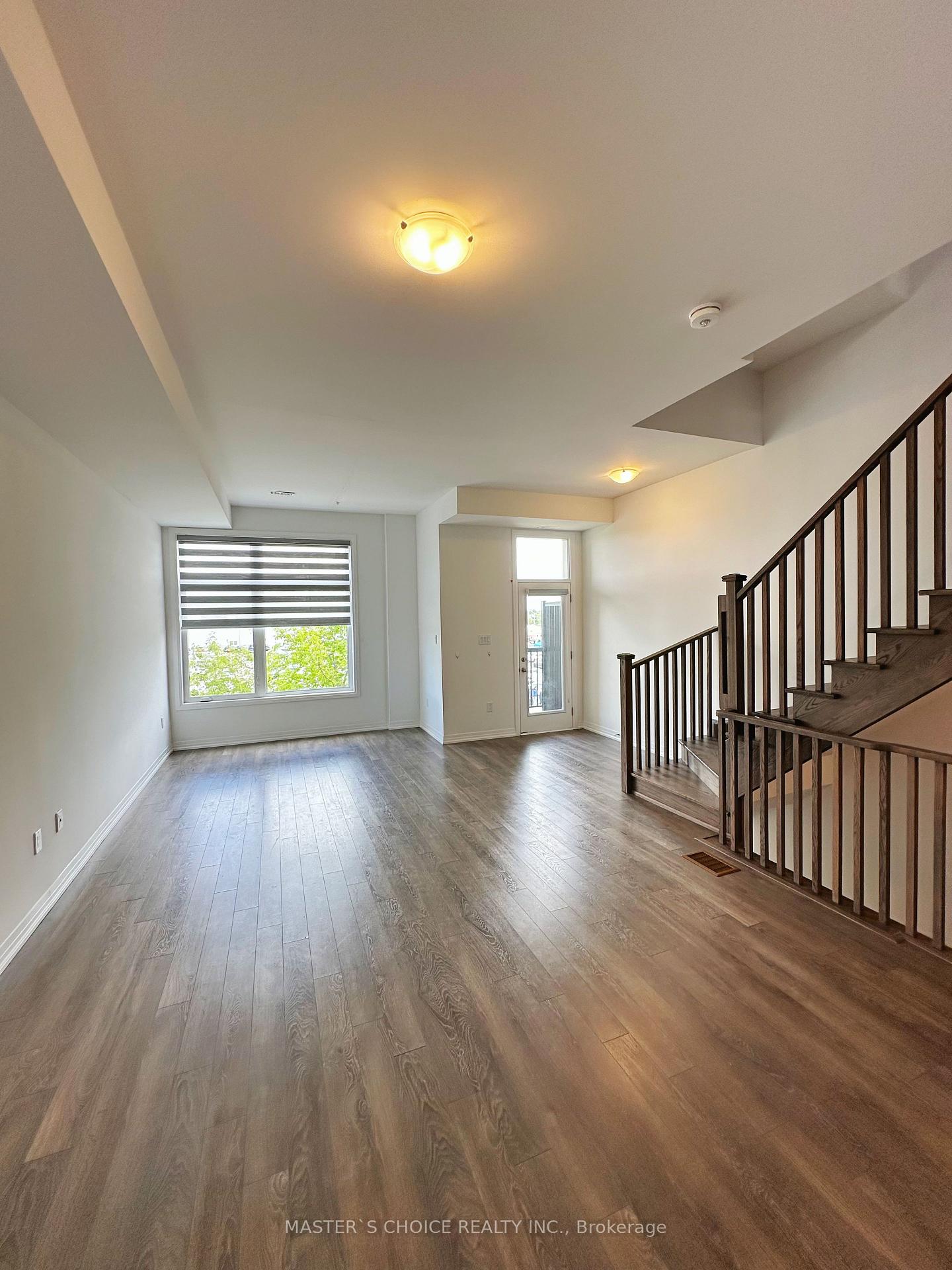 Photo 6 of 25 Alan Francis Lane, Markham, Cachet — HOMEH