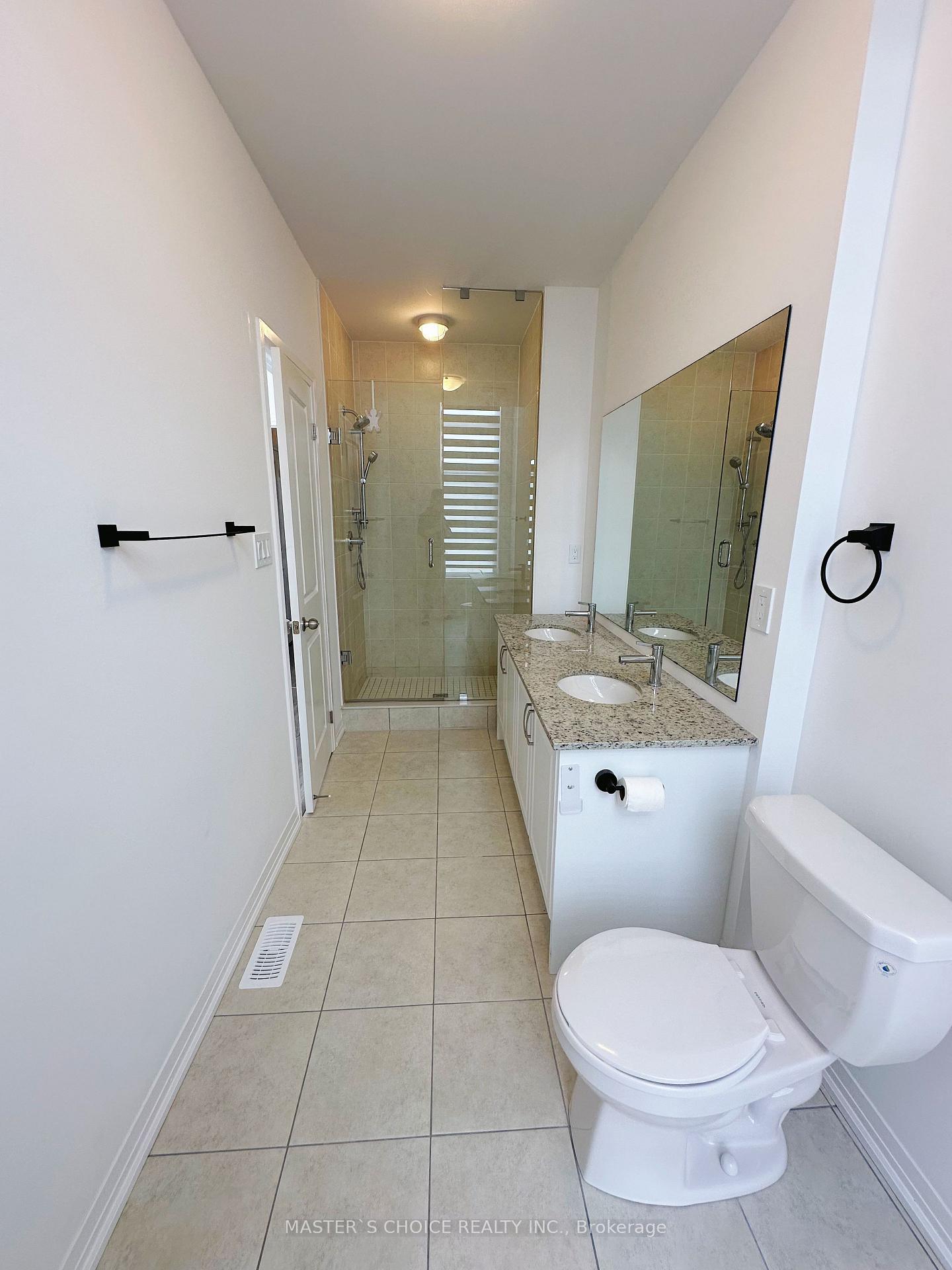 Photo 10 of 25 Alan Francis Lane, Markham, Cachet — HOMEH